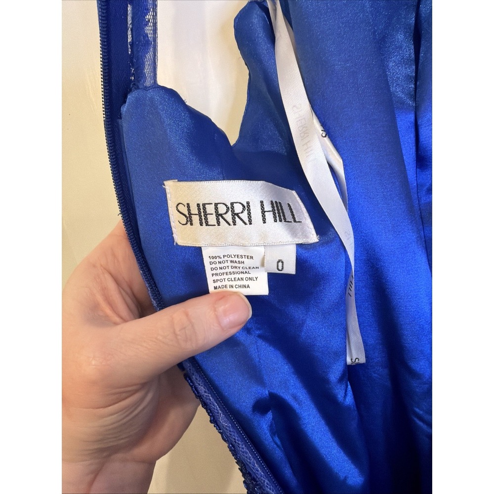 SHERRI HILL  51939 prom dress / ball gown size 0 royal blue with rhinestones - Picture 11 of 14